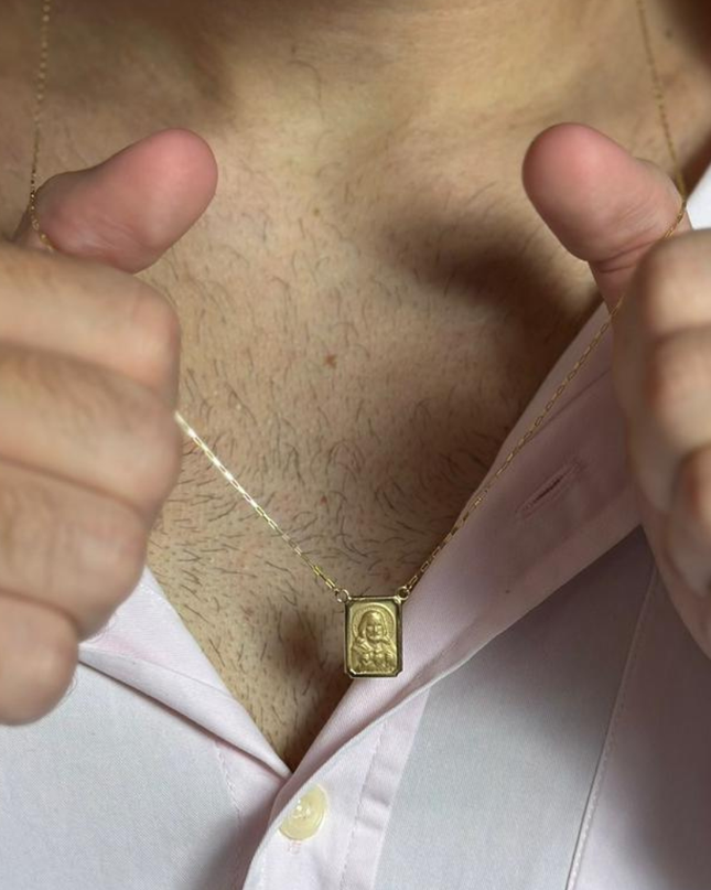 Escapulário Luz em Ouro Amarelo 18K