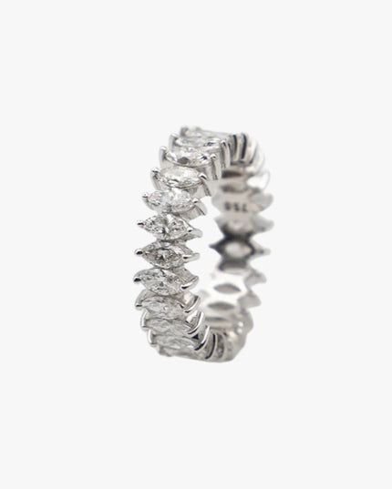Aliança Inteira Diamantes em  Ouro Branco 18K