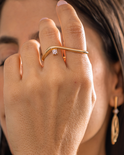 Anel Arco Luz com Diamantes