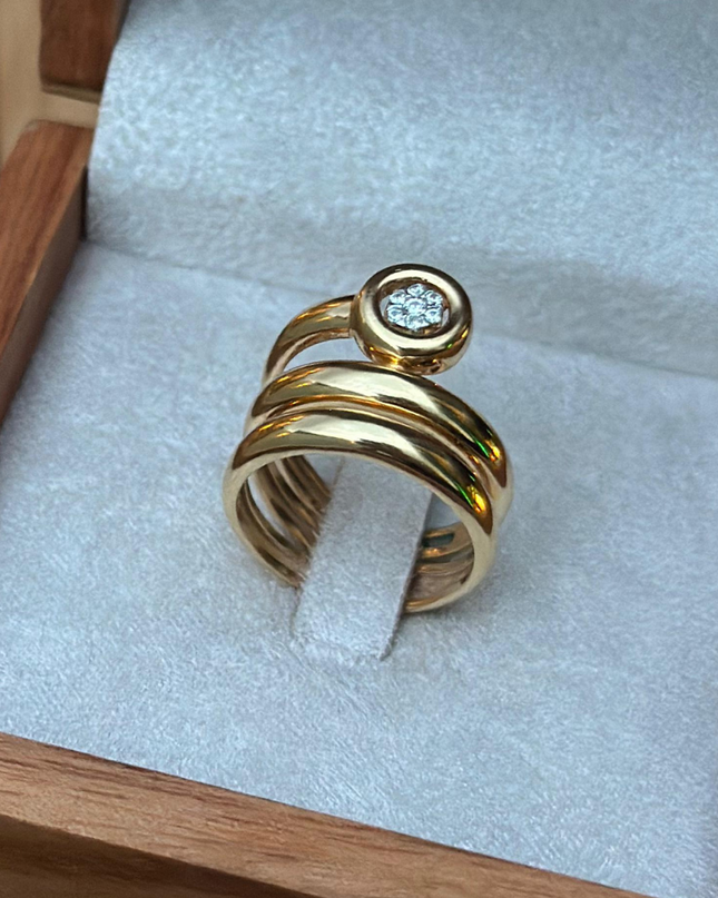 Anel Caminho de Luz em Diamantes