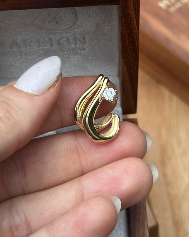 Brinco Luz com Diamantes