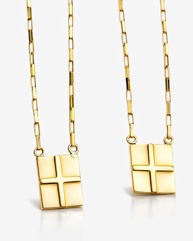 Escapulário Masculino em  Ouro Amarelo 18K