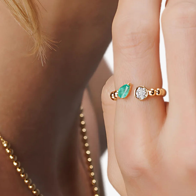 Anel de Esmeralda com Diamantes