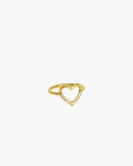 Anel Infantil em Formato de  Coração em Ouro Amarelo 18K
