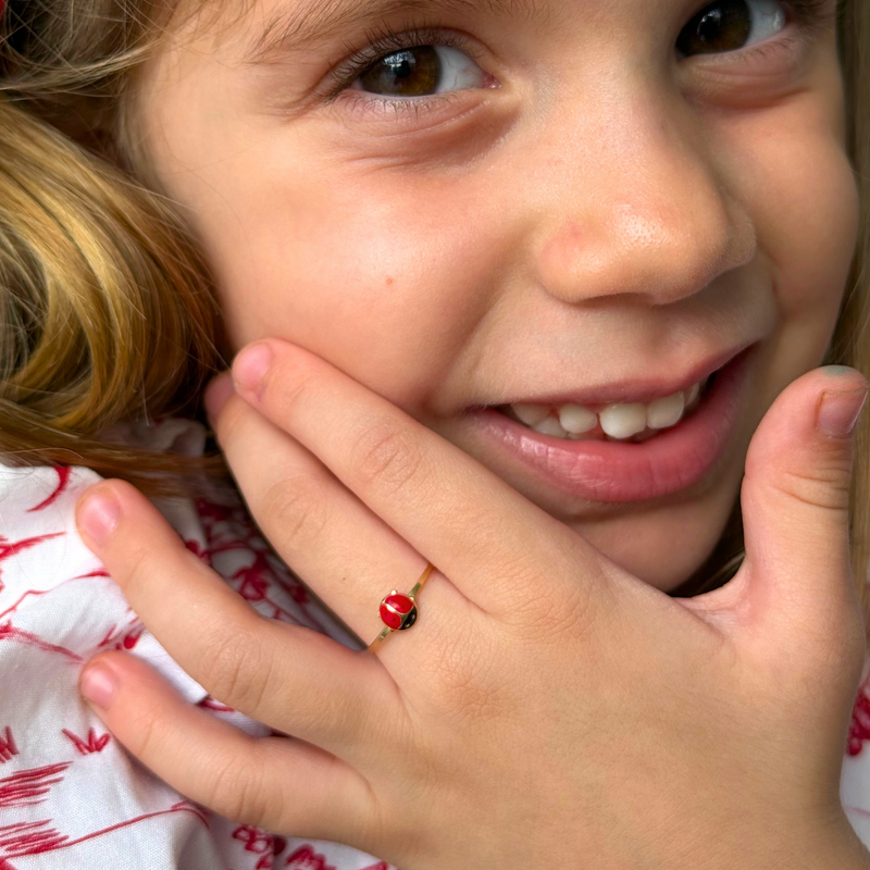 Anel Infantil Joaninha em  Ouro Amarelo 18K