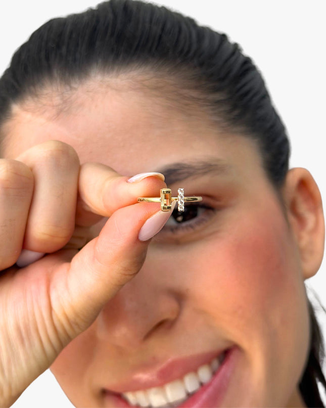 Anel Radiante de Citrino com Topázio Branco em Ouro  Amarelo 18K