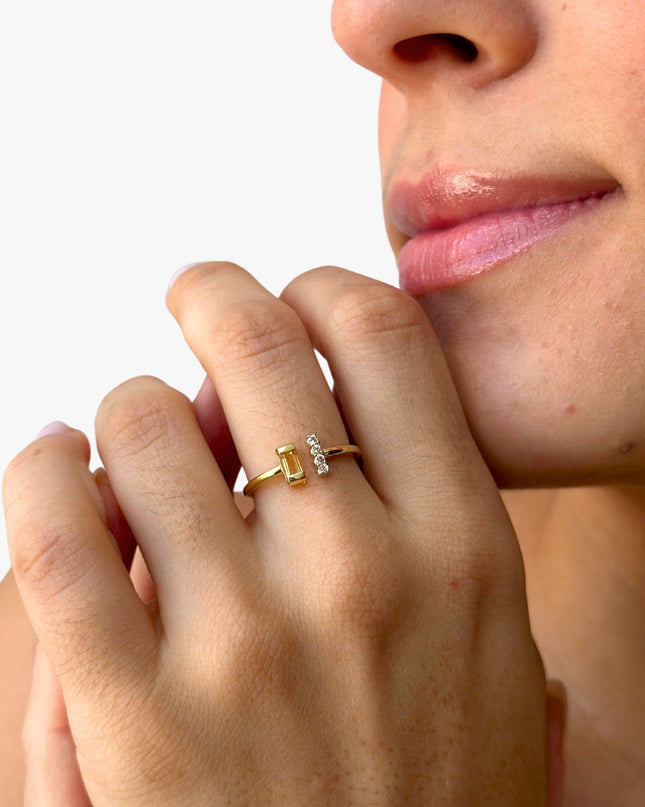Anel Radiante de Citrino com Topázio Branco em Ouro  Amarelo 18K