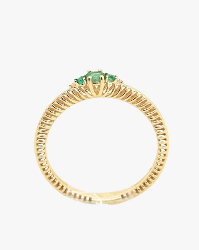 Anel de Esmeralda com Diamante