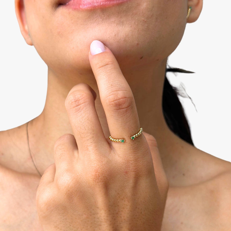 Anel de Esmeralda em Ouro Amarelo 18K