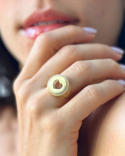 Anel Coração Brilhoso em Ouro  Amarelo 18K