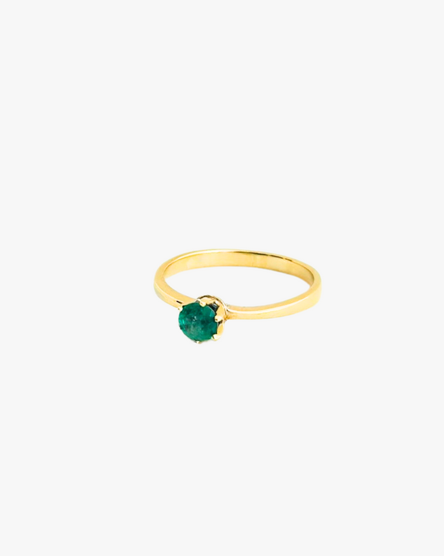 Anel com Esmeralda Redonda em Ouro Amarelo 18K