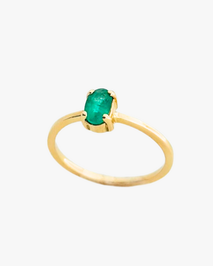 Anel com Esmeralda Oval em Ouro Amarelo 18K