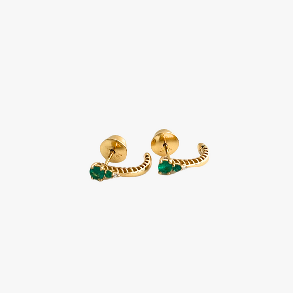Brinco de Esmeralda com  Diamante em Ouro Amarelo 18k