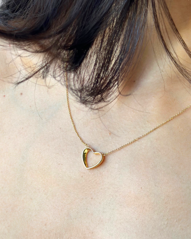 Colar Coração Vazado em Ouro Amarelo 18K