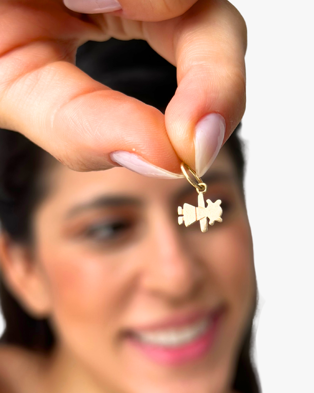 Pingente Menina em Ouro  Amarelo 18K