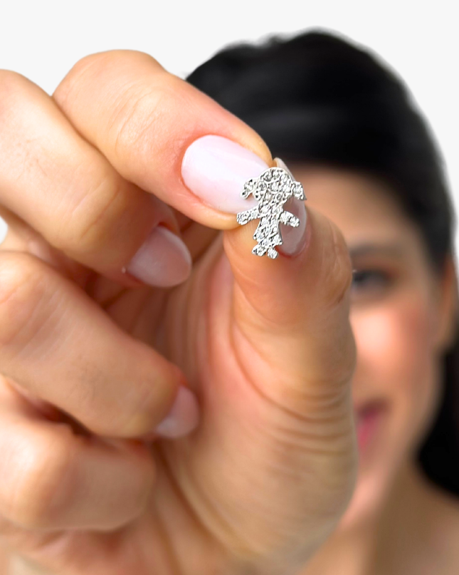 Pingente Menina com Diamantes  em Ouro Branco 18K