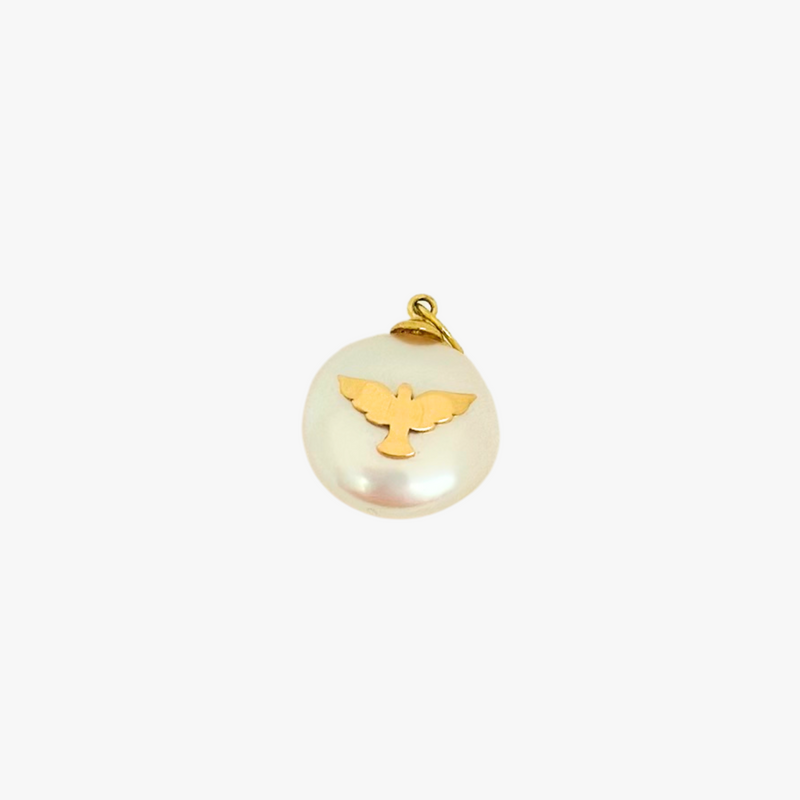 Pingente Espírito Santo em  Ouro Amarelo 18K com  Madrepérola