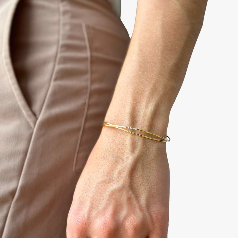 Bracelete com Diamantes central