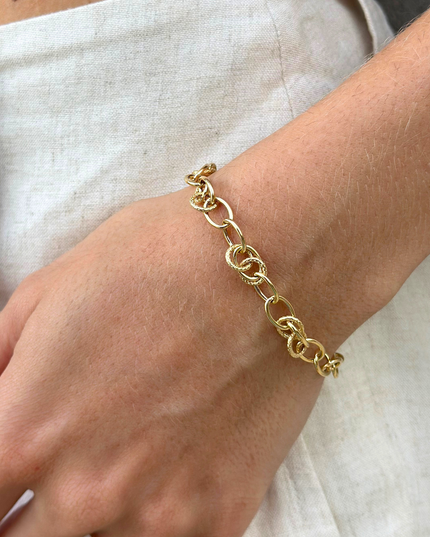 Pulseira com Argolas em Ouro Amarelo  18K